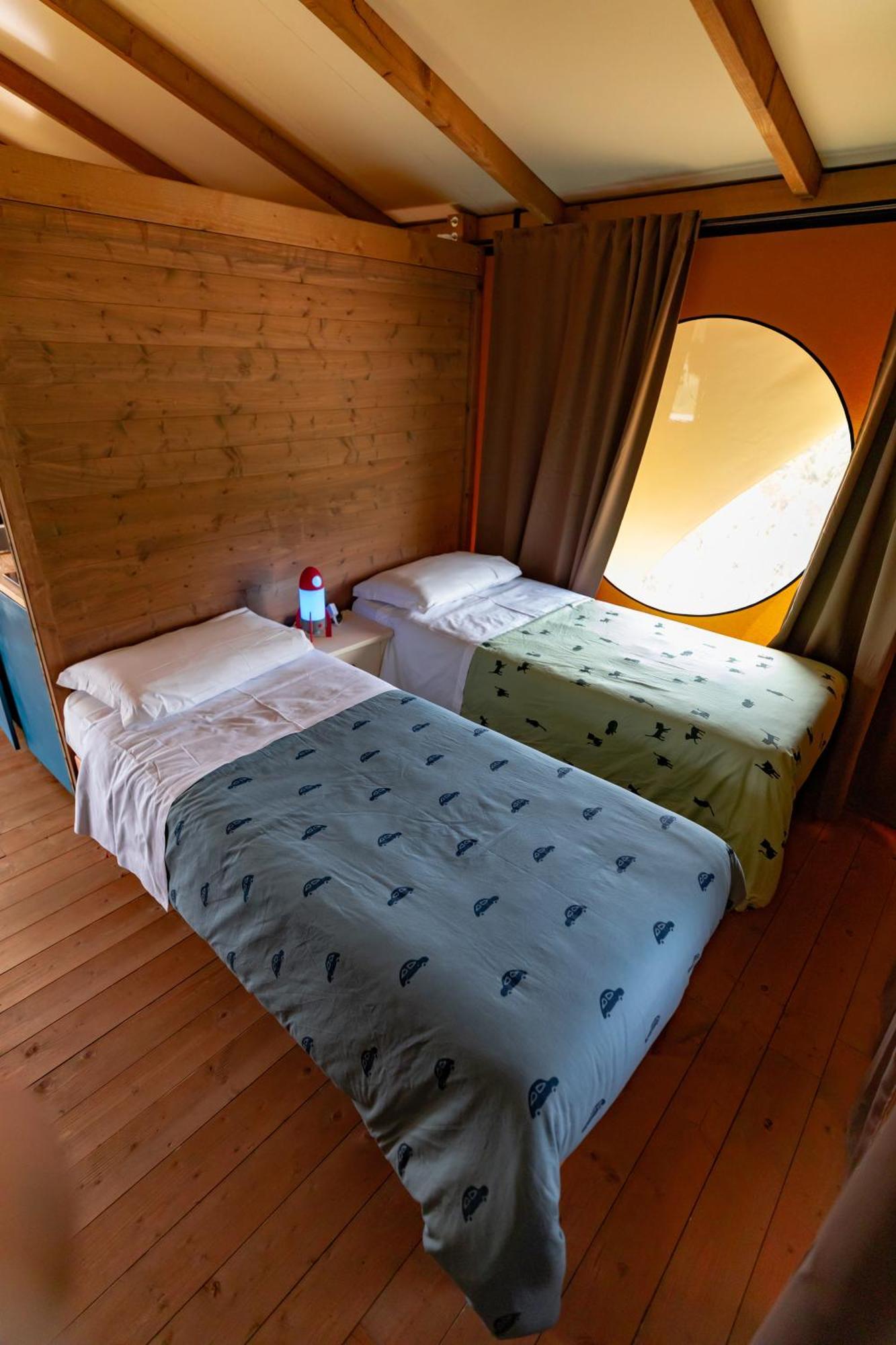 Glamping Stregaia Luxury tent Massa Marittima